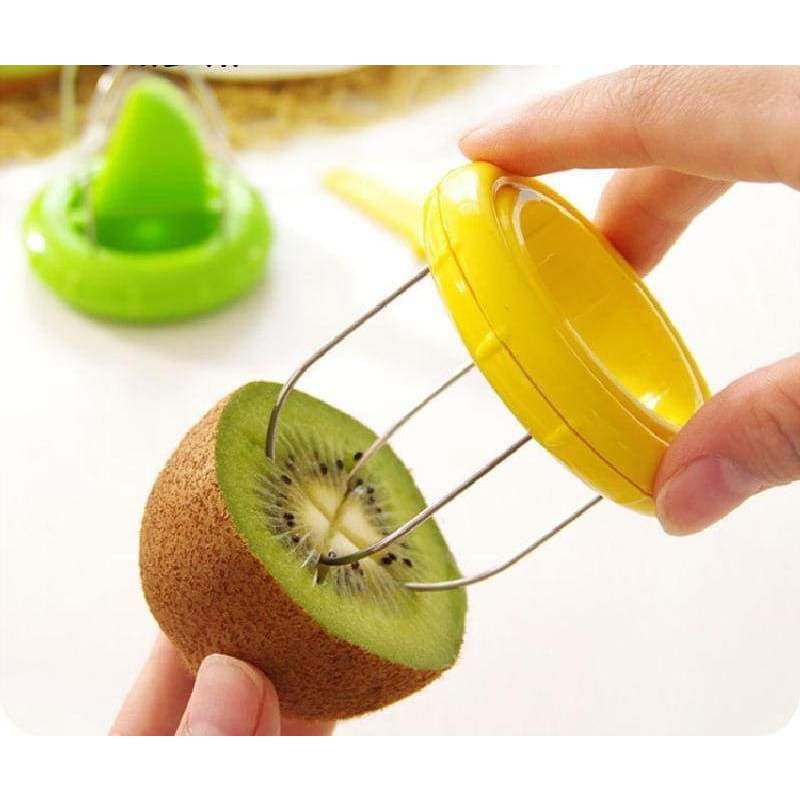 Kiwi cutter - kitchen appliances 2