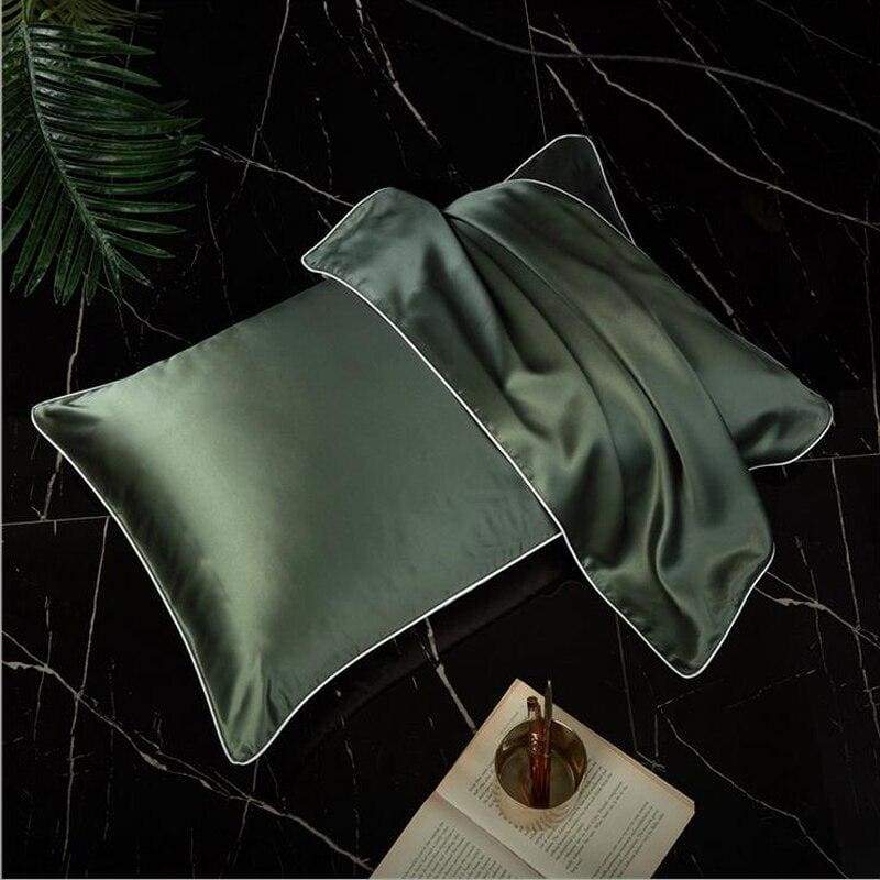 Mulberry Silk Pillowcase - Green - Bedding and linens