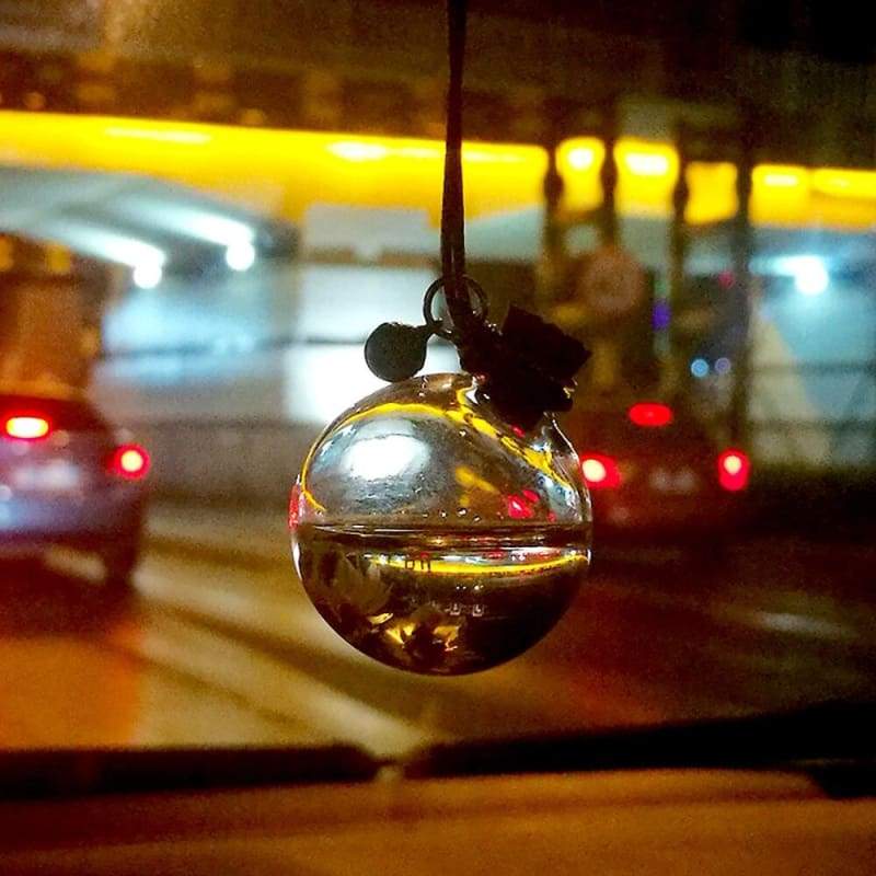 Pendant glass car perfume